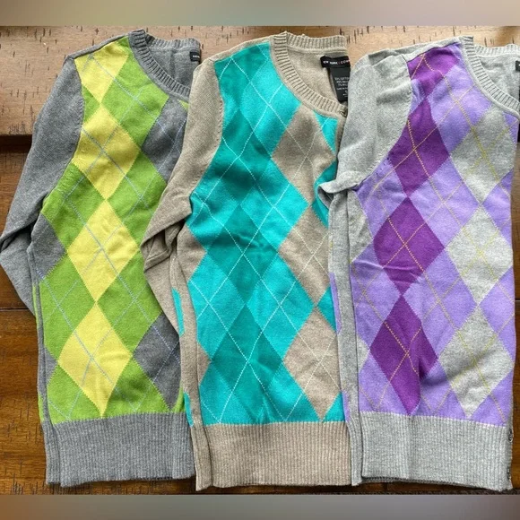 {SOLD!!}•NWT•{3} New York & Company Argyle Cardigan Bundle - Picture 5 of 13